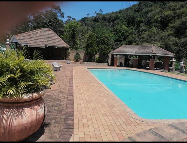 2 BEDROOM HOUSE FOR SALE IN ESCOMBE